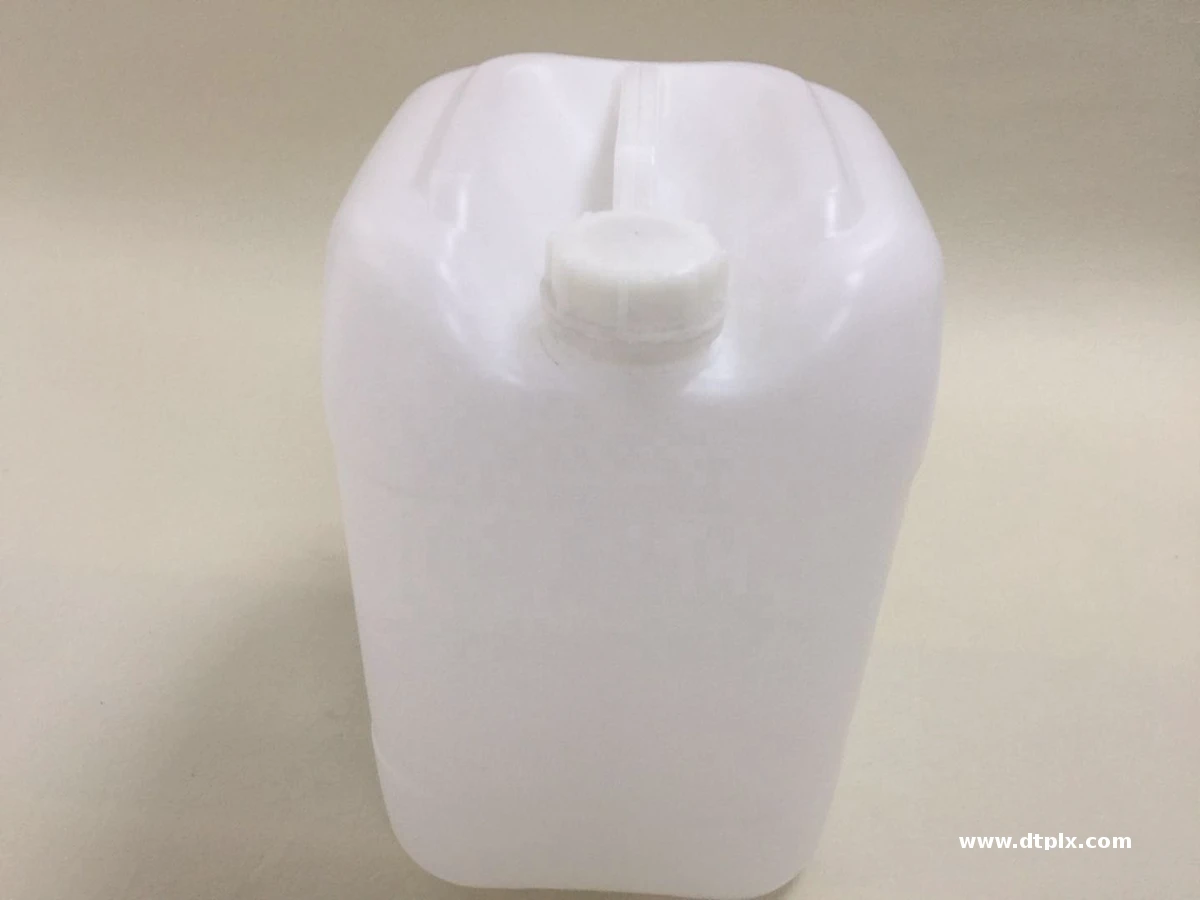 20L  Blue Plastic Portable Oil Fuel Container Jerry Can Container with Lid