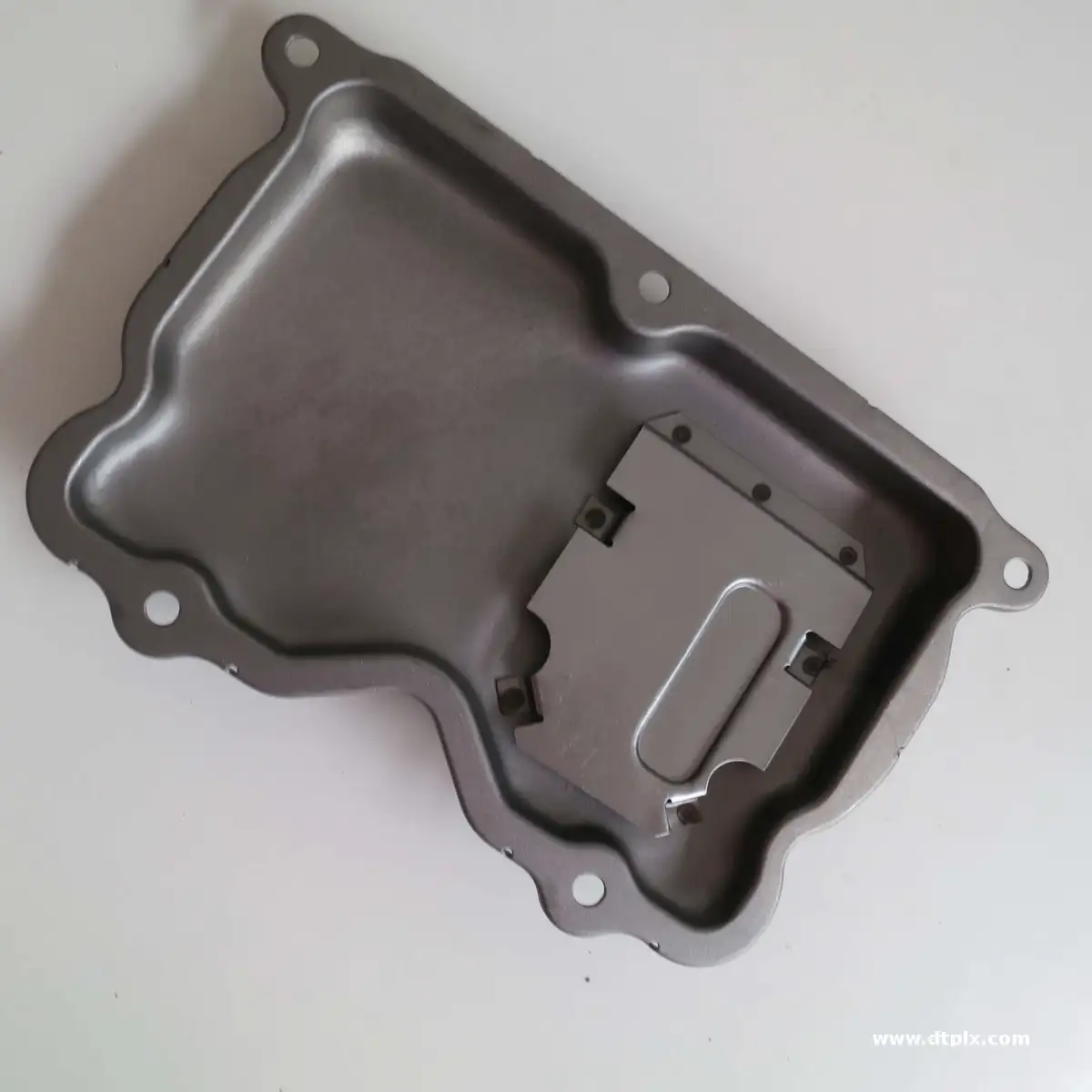 High Performance Diesel Engine Spare Parts NTA855 Rocker Lever Cover 3006358 4913633