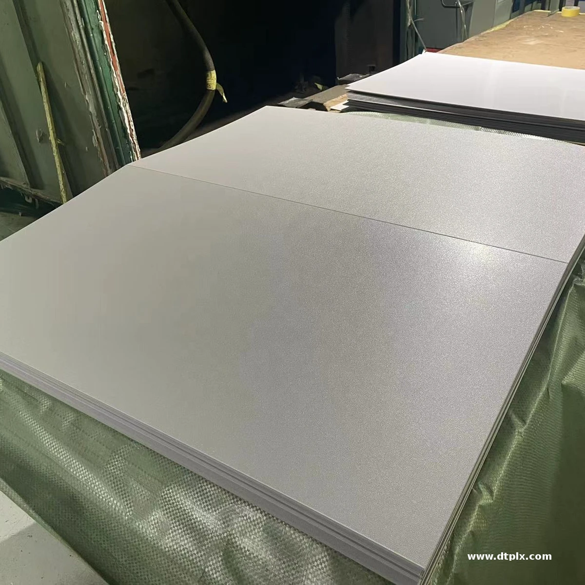 Fridge Refrigerator Inner Container Manufacturing ABS Vacuum Forming Process Thermoforming Plastic