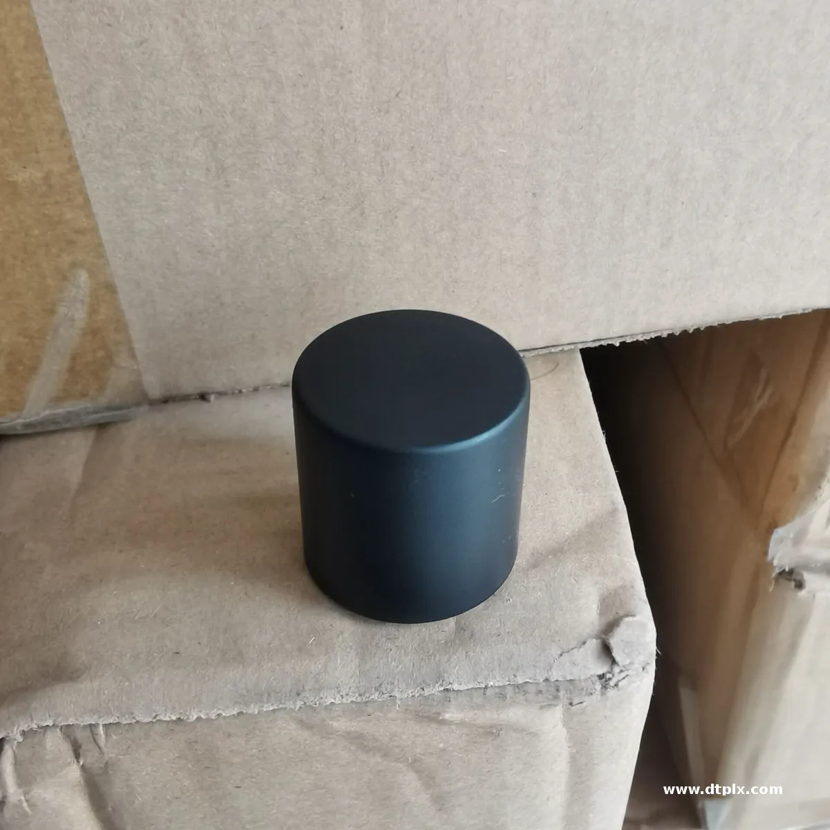 Customized logo Plastic  Black Color  Double Wall  Perfume Bottle Cap Lid for FEA 15 Bottle  PUMP Sprayer 17.2