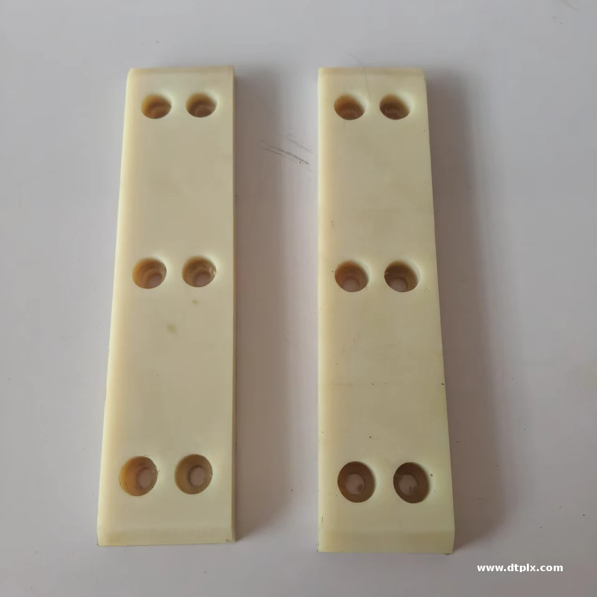 Latest High-Quality Upgraded Mechanical Parts Nylon Board Can Be Used for the Installation of Rotary Drilling Rig Accessories