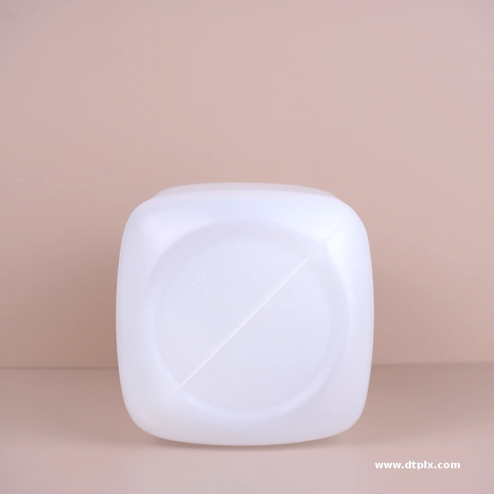 Manufacturers Wholesale 1L 2L 3.8L PE Plastic Gallon Drums Large Capacity Food Grade Plastic Barrel