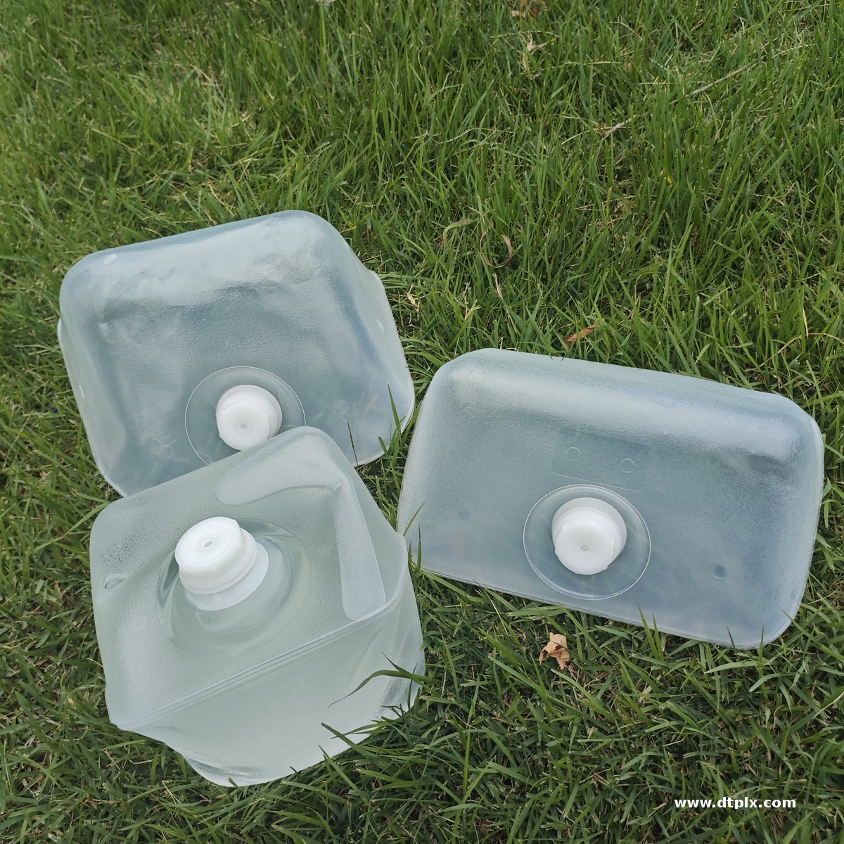 Cheap Price 20L Plastic Cubitainer Bucket Good Seal No Leak Foldable Jerry Can with Holes Tap Without Handle in Box