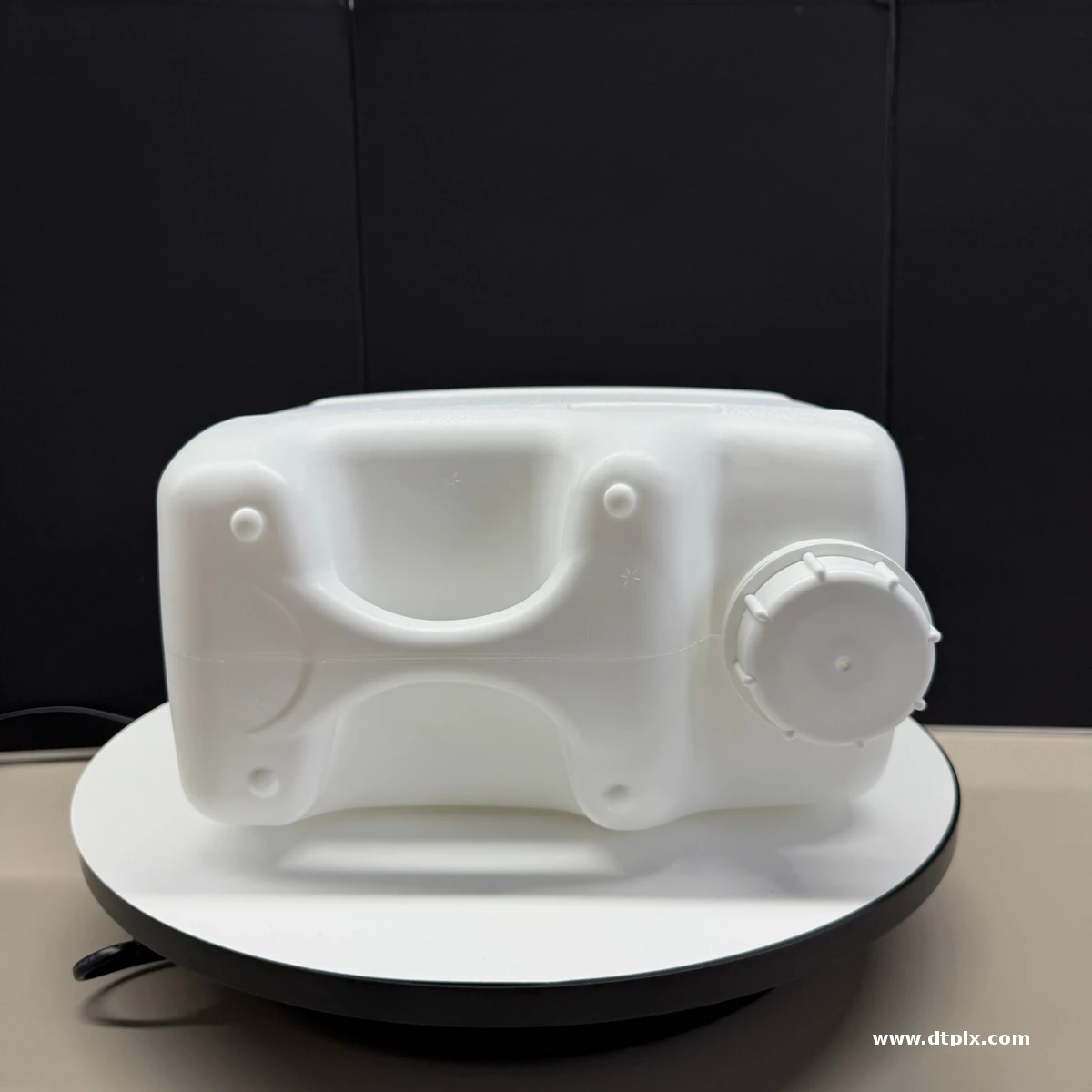 Wholesale 2.5L 5L HDPE Plastic Liquid Detergent Bottle Empty with Screw Cap for Laundry Detergent Packaging