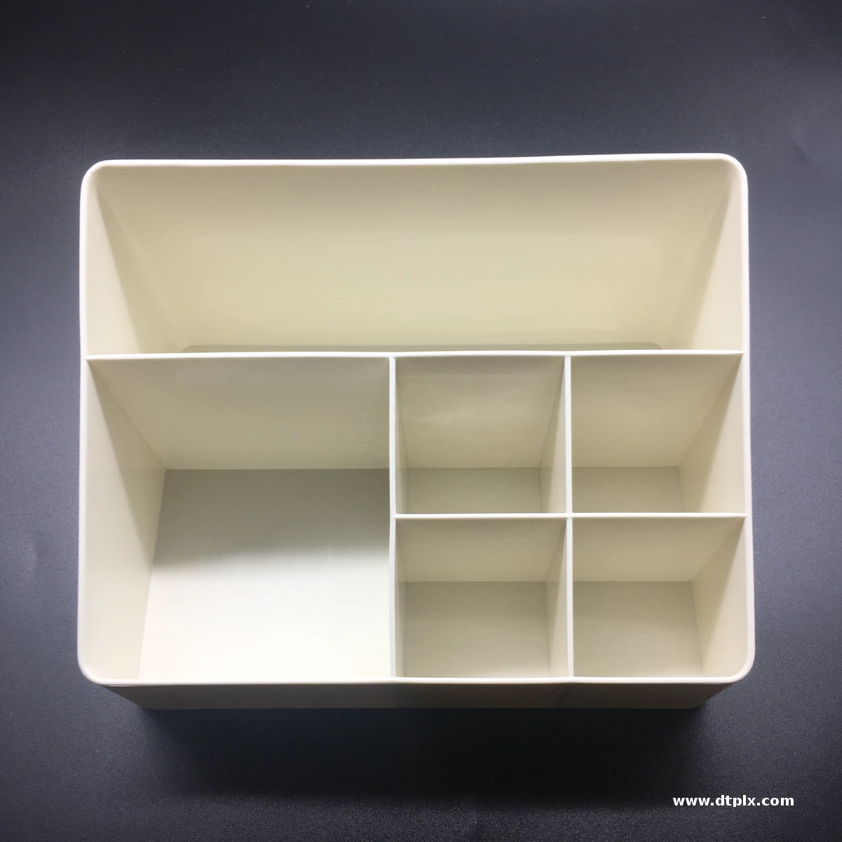 Hot Sales High Performance Desktop Storage Box Cases with Plastic Desk Holder for Home Office