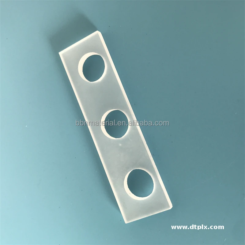 Surface Frosted Quartz Glass Board With Hole 99.99 Purity Silica Quartz Opaque Block
