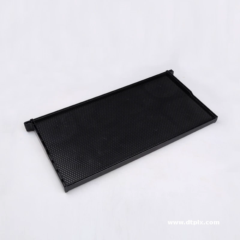 Tools Equipment Bee Beekeeping Factory Directly Supply Bee Plastic Foundation Sheet and Plastic Comb Sheet Foundation