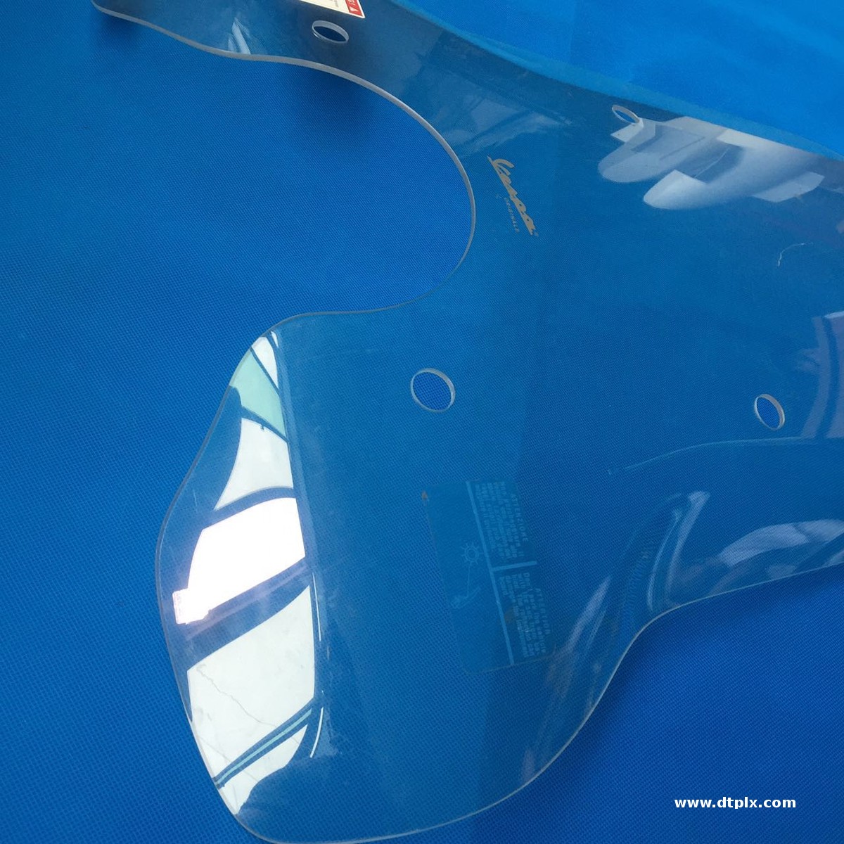 Universal PVC Windscreen for Motorcycle or Mobility Scooter Vacuum Forming Windshield