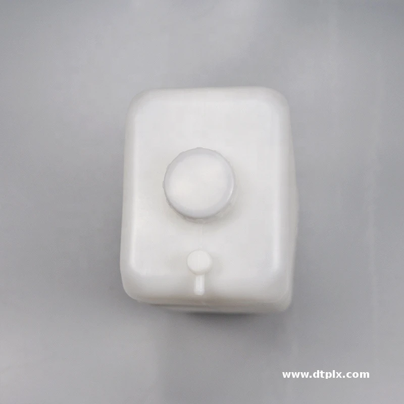 Machinery Parts Coolant Expansion Tank 11N8-41070 11N8-41071 11EN-42330 for Hyundai