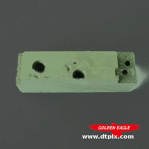 152244-000 Needle Bar Guide Sewing Machine Parts