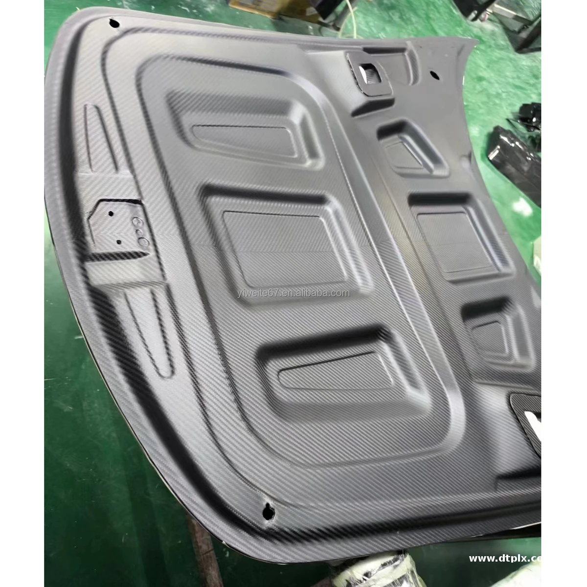 Professional OEM Customized Carbon Fiber Racing Seat Woven Technics Auto Parts for Boys and Girls Cars