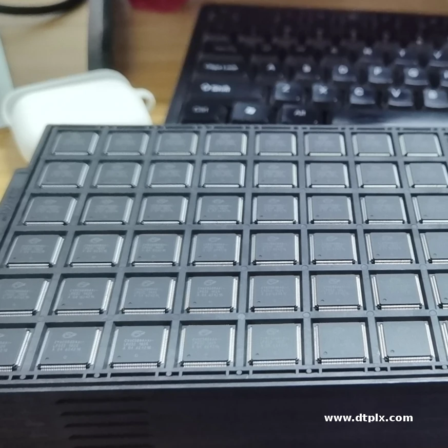 MK64FX512VLL12 Support BOM Quotation BGA  Ethernet Series ARM Cortex-M4 MK64FX512VLL12