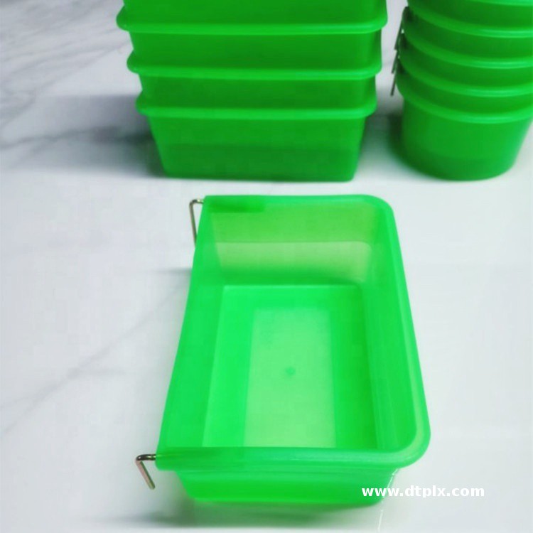 Pigeon Accessories Pigeon Bird Feeder Poultry Feeder Cups square Pigeon Nest Bowl